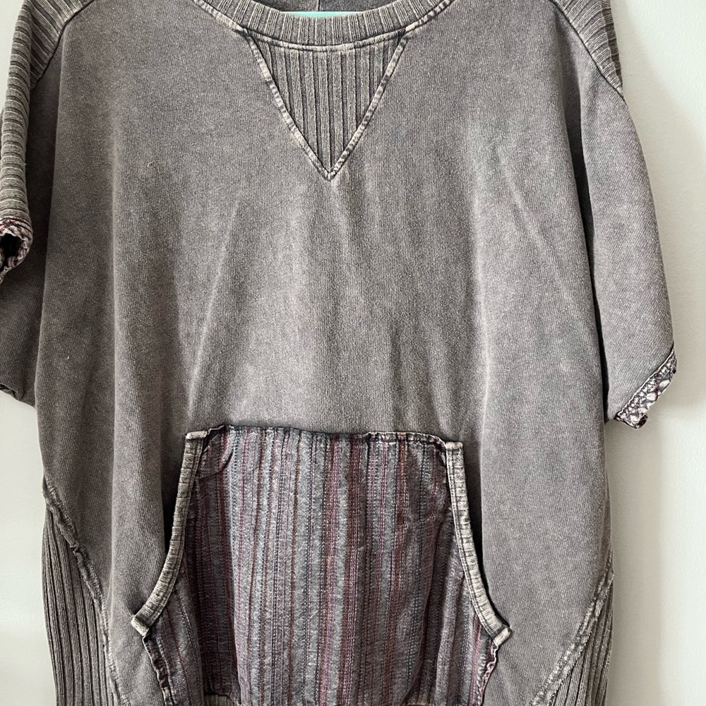 Gray Short Sleeve Women's Top